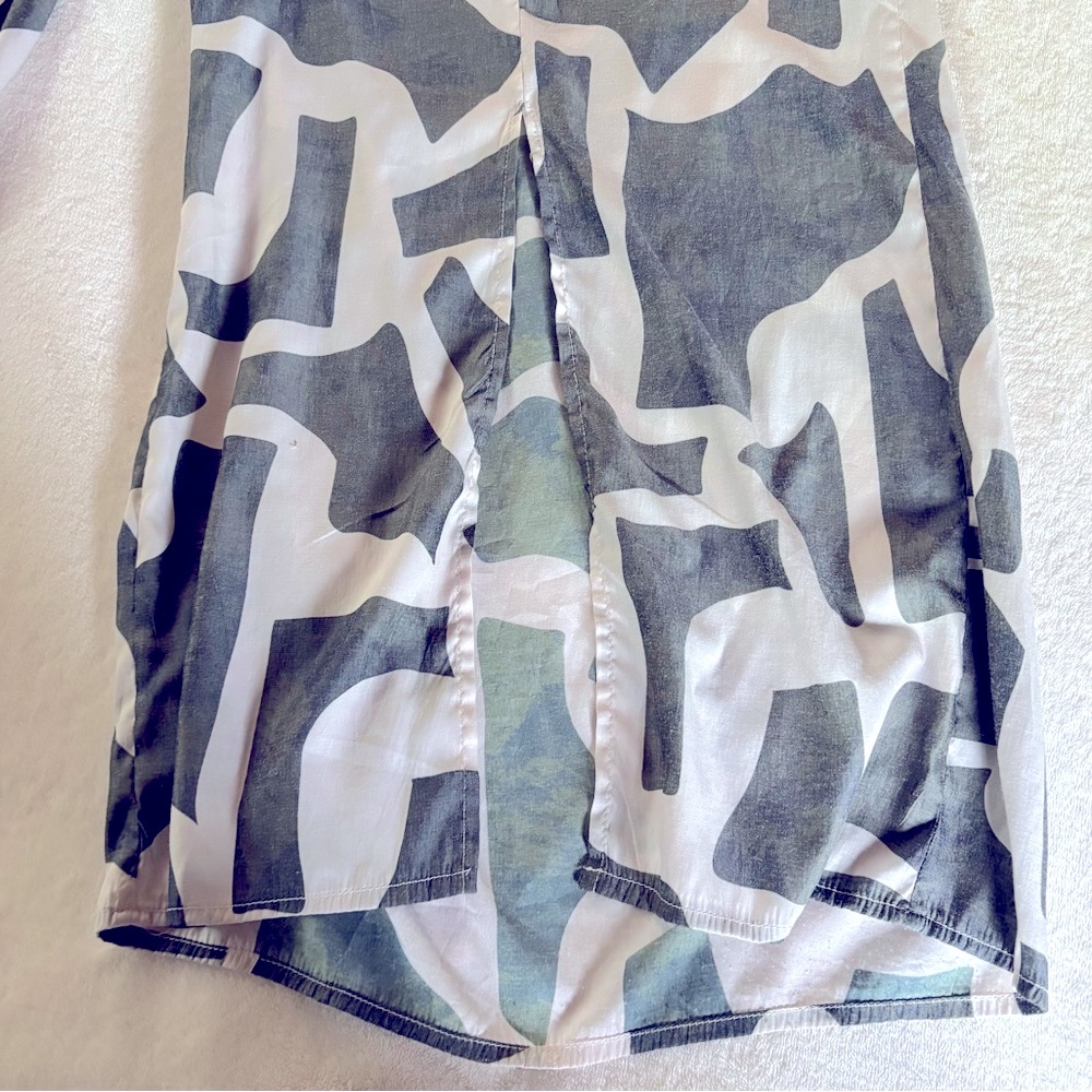 Eloquii Gray and White Matching Top and Wide-Leg Design Pant - Picture 5 of 7